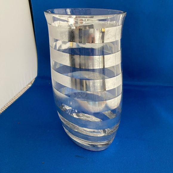 Stunning Oval Striped Glass Vase 8” Tall - Picture 2 of 7